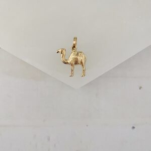 Vintage 14k Gold Detailed Camel Charm - Image 3