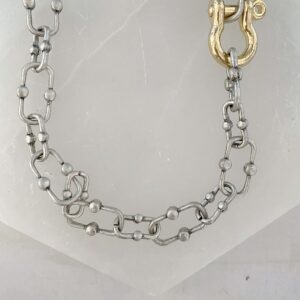 Heavy Metal Collection Ornate Matte Silver Chain with Golden Shackle Clasp - Image 2